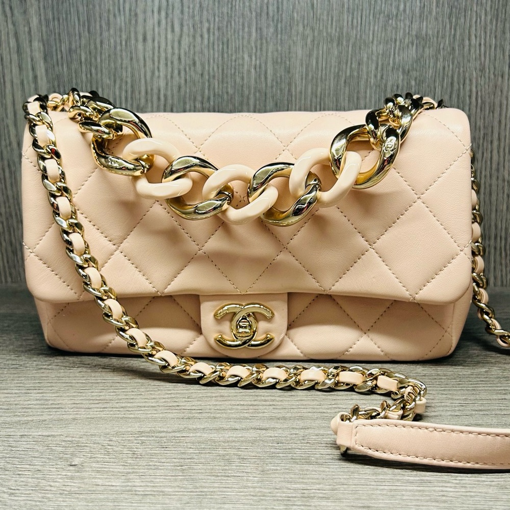 Chanel Beige Nude Flap Bag - Lambskin Quilted Resin Bi-Color Chain - Picture 2 of 11